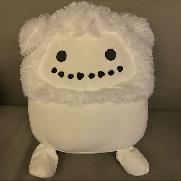 NWT Squishmallows 16” Benny the Bigfoot White Snowman Select Series Rare - Picture 6 of 6